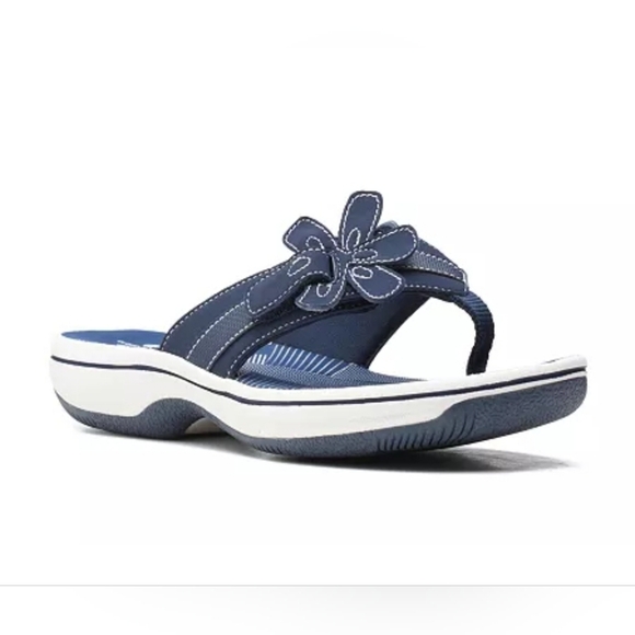 Cloudsteppers by Clarks Brinkley Flora Navy Blue Flower Sandals NEW W 12 - Picture 1 of 1